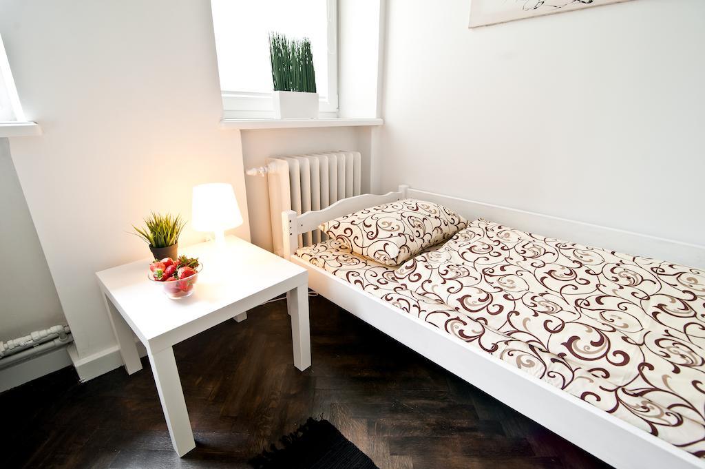 Extra Hostel "Easy Kaunas" Phòng bức ảnh
