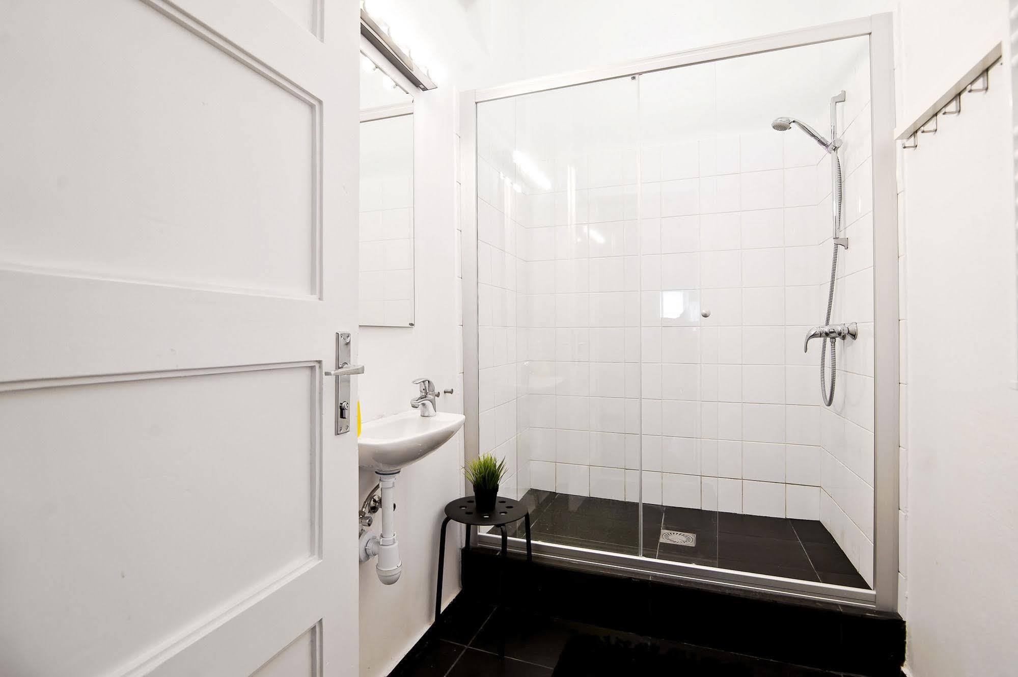 Extra Hostel "Easy Kaunas" Ngoại thất bức ảnh