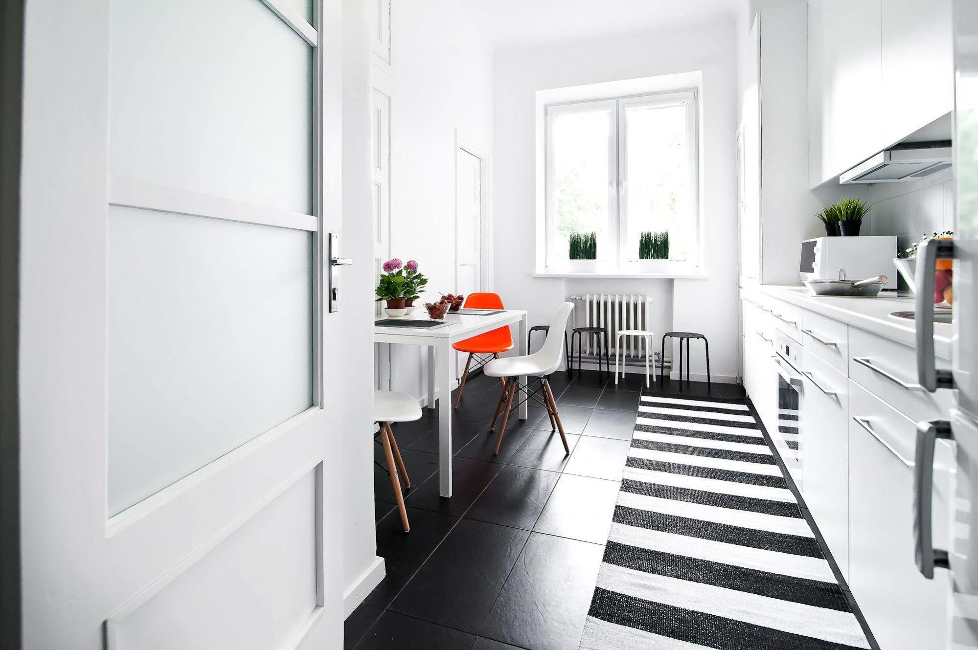 Extra Hostel "Easy Kaunas" Ngoại thất bức ảnh